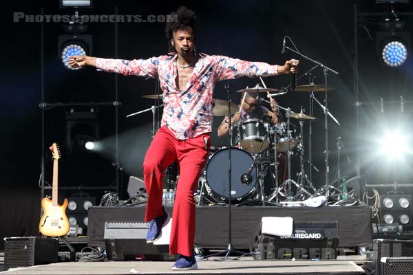 FANTASTIC NEGRITO - 2019-07-05 - HEROUVILLE SAINT CLAIR - Chateau de Beauregard - Scene Beauregard - Xavier Dphrepaulezz